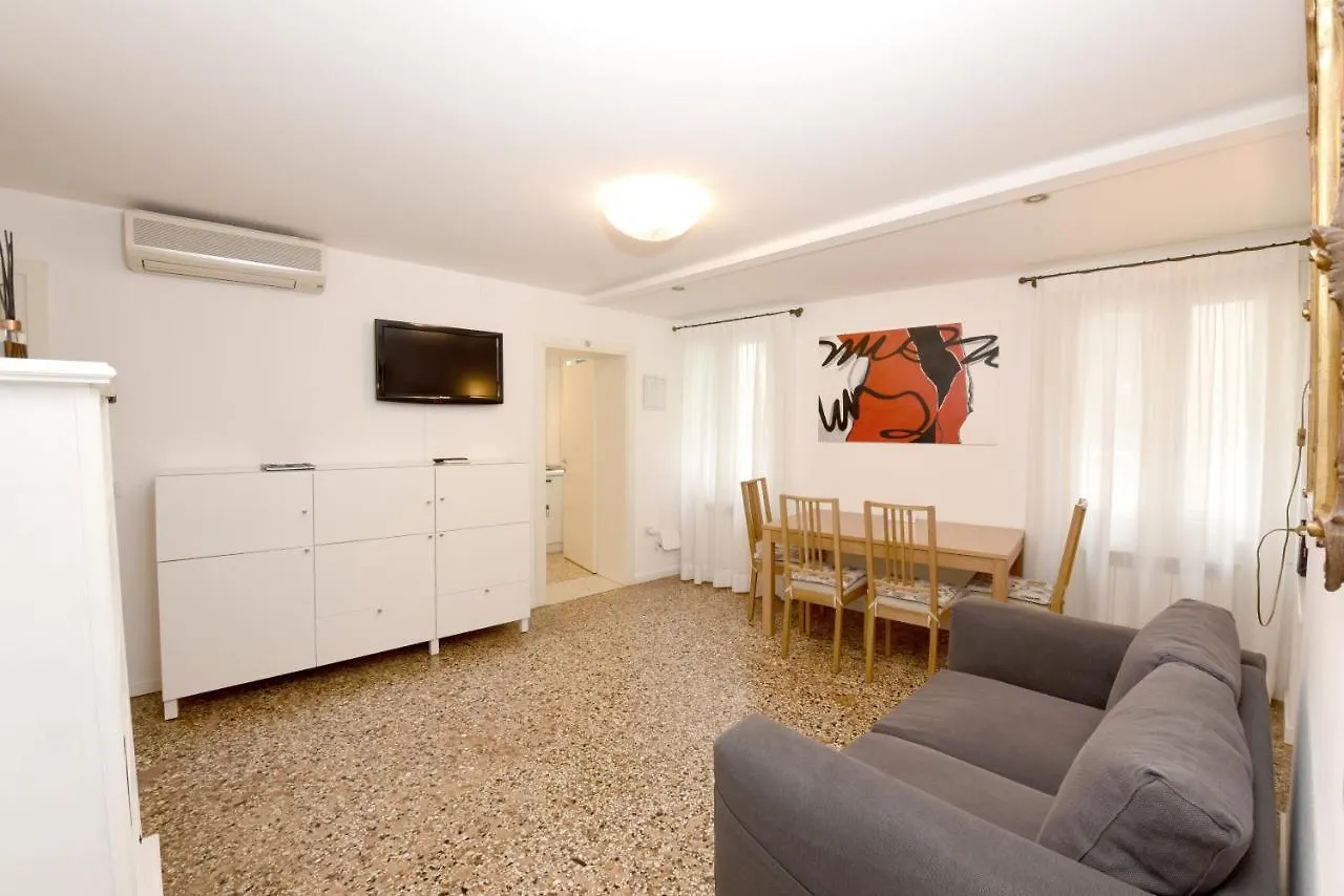 Apartment Casa Ai Greci - Central Apt In Castello Venice