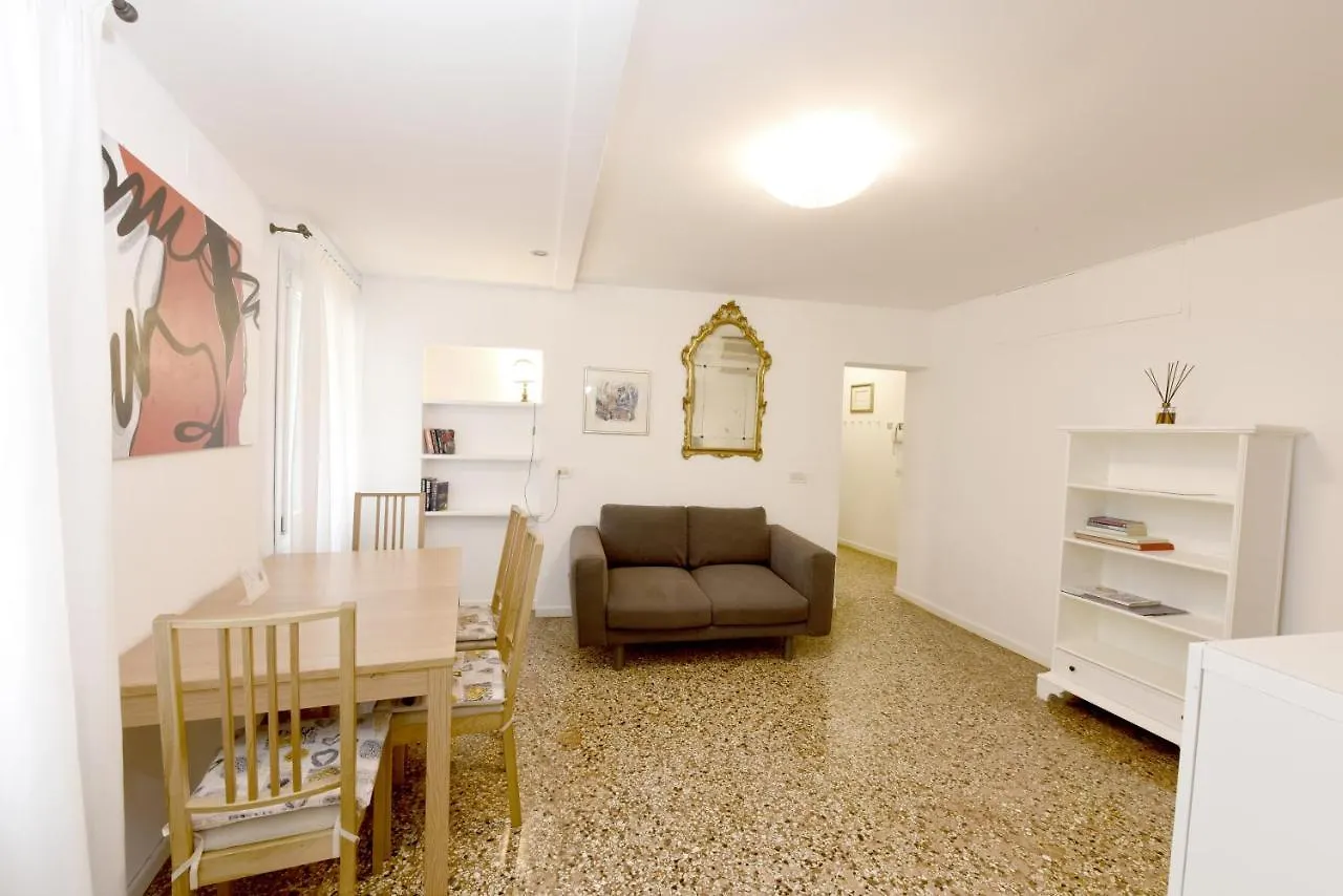 Casa Ai Greci - Central Apt In Castello Venice